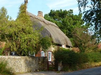 A thaatched cottage in Sidlesham