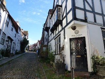 A steep cobbled street in Rye